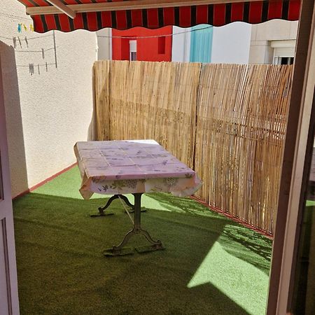 Appartement Avec Terrasse Saint Laurent De La Salanque Екстериор снимка